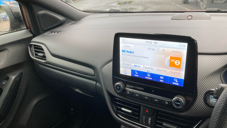 Ford Puma 1.0 EcoBoost Hybrid mHEV Vivid Ruby Edition 5dr Petrol Hatchback